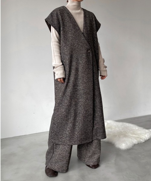 Solace（ソレイス）の「ヘリンボーンロングベストジレ（ベスト・レディース・グレー/ベージュ・FREE）」の5枚目の写真