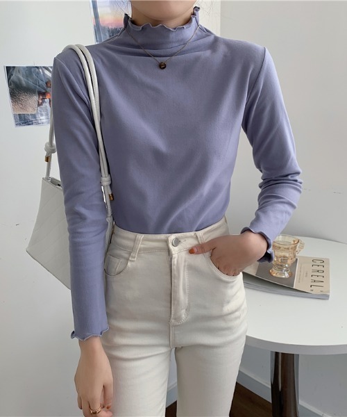 yuue' ( wear )(ユーイ)の「メローハイネックリブニット / モックネックニット(ニット/セーター・レディース・ホワイト/ブラック/ブラウン/ライトパープル・FREE)」の7枚目の写真
