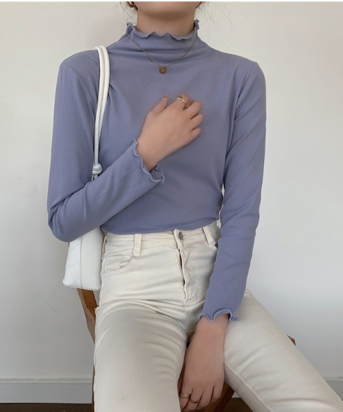 yuue' ( wear )(ユーイ)の「メローハイネックリブニット / モックネックニット(ニット/セーター・レディース・ホワイト/ブラック/ブラウン/ライトパープル・FREE)」の8枚目の写真