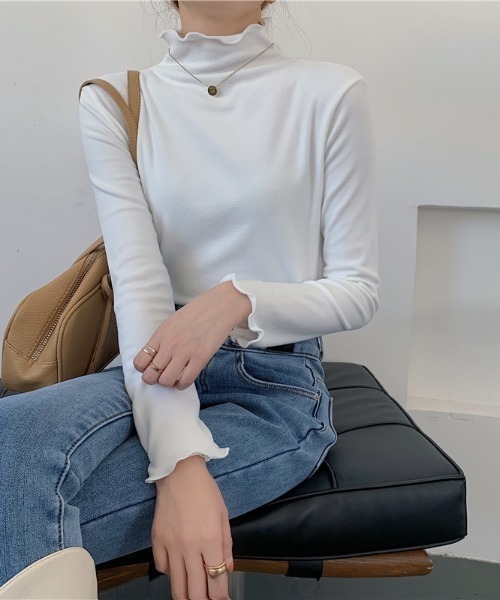 yuue' ( wear )(ユーイ)の「メローハイネックリブニット / モックネックニット(ニット/セーター・レディース・ホワイト/ブラック/ブラウン/ライトパープル・FREE)」の15枚目の写真