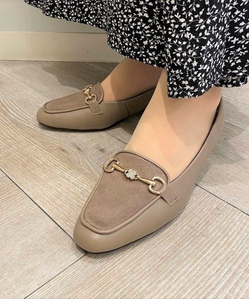 JELLY BEANS（ジェリービーンズ）の「フラワービットローファーパンプス<ふわさら>(204-42715)JELLY BEANS(ジェリービーンズ)（パンプス・レディース・ブラック/グリーン/グレイッシュベージュ/アイボリー/ブラック系1/ダークブラウン・23/24/22.5/24.5/23.5/21.5/22/25/25.5）」の15枚目の写真