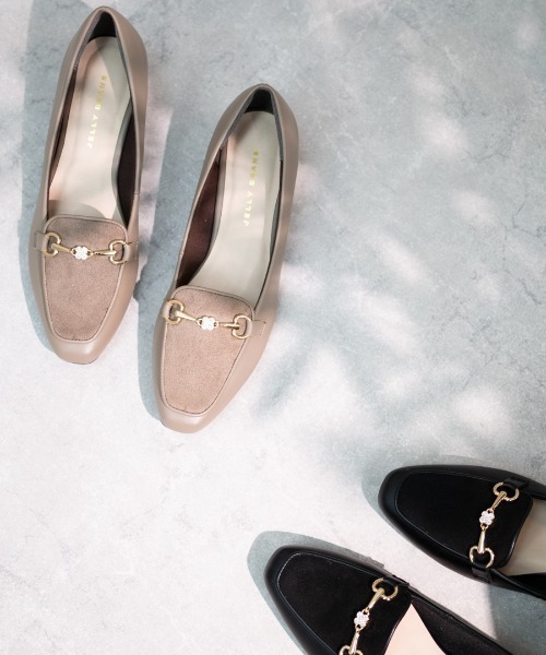 JELLY BEANS（ジェリービーンズ）の「フラワービットローファーパンプス<ふわさら>(204-42715)JELLY BEANS(ジェリービーンズ)（パンプス・レディース・ブラック/グリーン/グレイッシュベージュ/アイボリー/ブラック系1/ダークブラウン・23/24/22.5/24.5/23.5/21.5/22/25/25.5）」の18枚目の写真