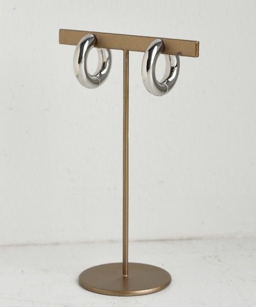 GOLDY(ゴールディ)の「スィック フープ ワンタッチ ピアス(ピアス(両耳用)・レディース・シルバー/その他1/ゴールド・FREE)」の13枚目の写真