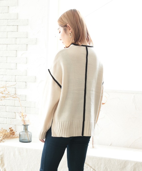 White Collection（ホワイトコレクション）の「2021AW 配色リンキングハイネックニット（ニット/セーター・レディース・ブラック/ベージュ/ブラウン/オフホワイト・FREE）」の6枚目の写真