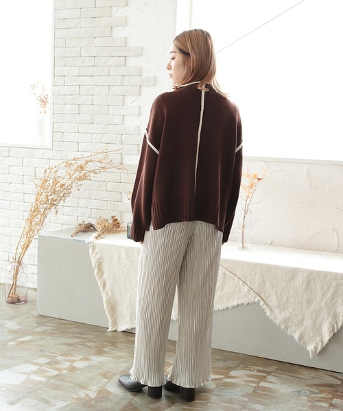 White Collection（ホワイトコレクション）の「2021AW 配色リンキングハイネックニット（ニット/セーター・レディース・ブラック/ベージュ/ブラウン/オフホワイト・FREE）」の20枚目の写真