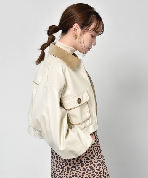 ems excite（エムズエキサイト）の「エコレザーブルゾン（ダウンジャケット/コート・レディース・アイボリー/ブラック・FREE）」の10枚目の写真