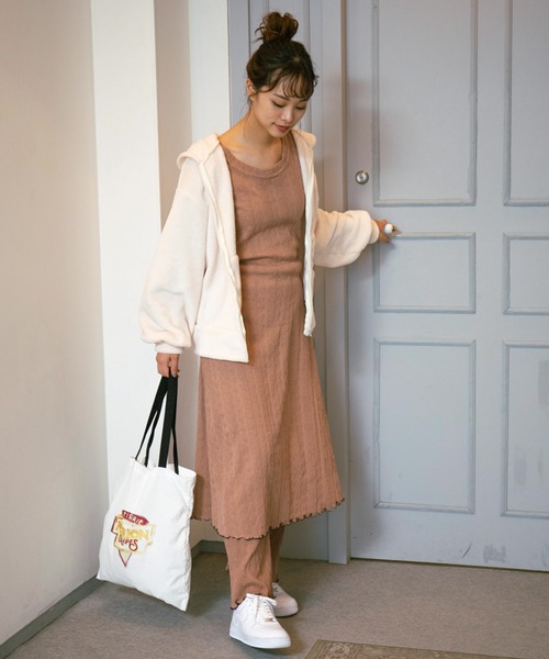 VIS（ビス）の「【ViSage】【MARION CREPESコラボ】WHIPフード＆パンツセットアップ（ルームウェア/パジャマ・レディース・ブラウン/キナリ・FREE）」の13枚目の写真