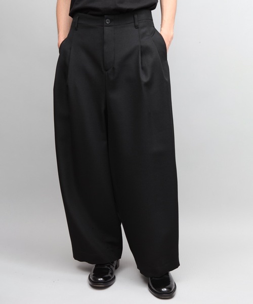 Ato アトウ　ワイドスラックス　ウール ato（アトウ）の「WOOL SERGE WIDE PEG-TOP PANTS（その他パンツ