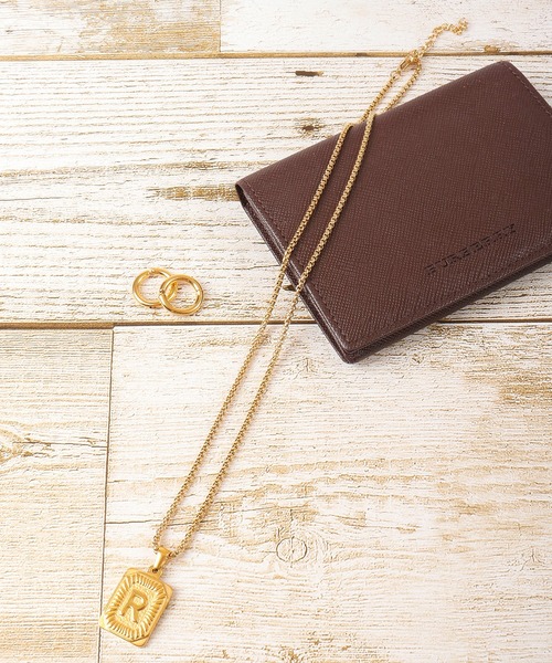 Ree&Mee(リーアンドミー)の「Ree&Mee ステンレス イニシャル スクエア ネックレス 男女兼用 ユニセックス(ネックレス・メンズ・A/H/J/K/L/M/N/R/S/T/Y/F/E/C/I・FREE)」の12枚目の写真