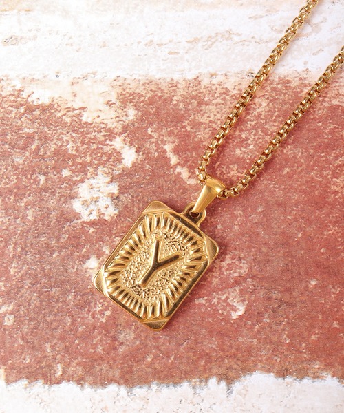 Ree&Mee(リーアンドミー)の「Ree&Mee ステンレス イニシャル スクエア ネックレス 男女兼用 ユニセックス(ネックレス・メンズ・A/H/J/K/L/M/N/R/S/T/Y/F/E/C/I・FREE)」の21枚目の写真