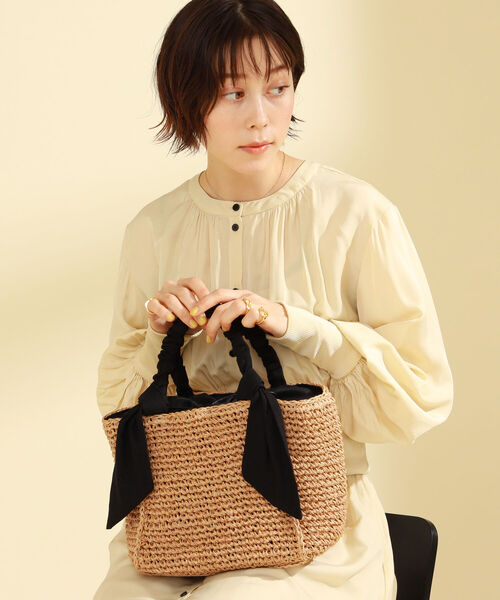 Ray BEAMS（レイビームス）の「Ray BEAMS / リボン ペーパー トートバッグ（かごバッグ・レディース・ブラック/グリーン系その他2・ONE SIZE）」の3枚目の写真