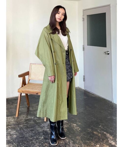 EMODA（エモダ）の「ミニマルケープトレンチコート（トレンチコート・レディース・ブラック/グリーン/ベージュ・FREE）」の16枚目の写真