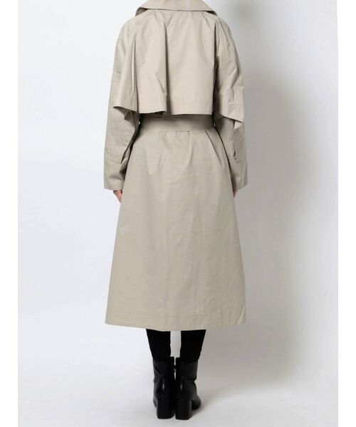 EMODA（エモダ）の「ミニマルケープトレンチコート（トレンチコート・レディース・ブラック/グリーン/ベージュ・FREE）」の4枚目の写真