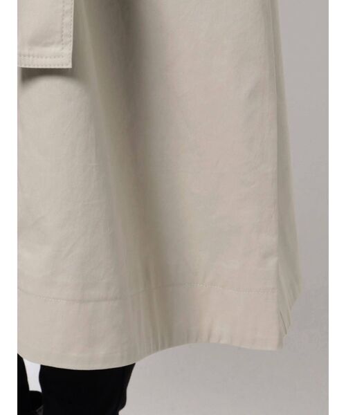 EMODA（エモダ）の「ミニマルケープトレンチコート（トレンチコート・レディース・ブラック/グリーン/ベージュ・FREE）」の9枚目の写真