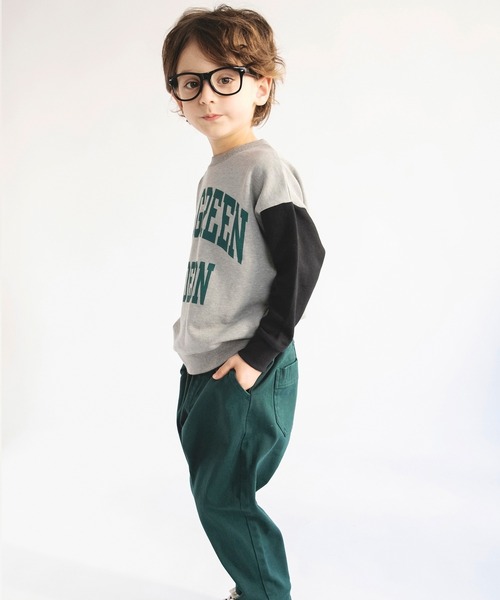 BRANSHES（ブランシェス）の「【カレッジロゴ】カラースリーブトレーナー（スウェット・キッズ・レッド/杢グレー/キャメル/ネイビー・120/140/90/100/110/130/150）」の10枚目の写真