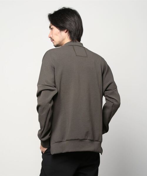 OURET（オーレット）の「OURET (オーレット)ハイネックドルマンプルオーバー（スウェット・メンズ・ブラック/チャコール・1/2/3）」の4枚目の写真