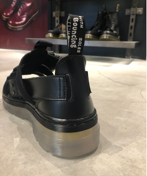 Dr. Martens（ドクターマーチン）の「Dr.Martens ドクターマーチン PEARSON サンダル（サンダル・レディース・ブラック・4/5/6）」の5枚目の写真