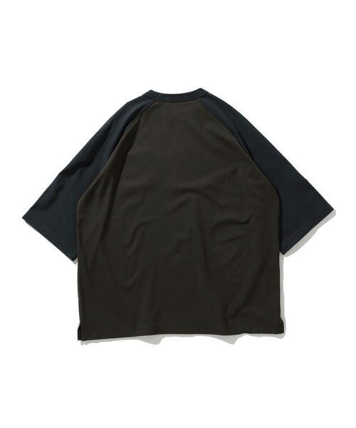 BEAMS LIGHTS（ビームスライツ）の「BEAMS LIGHTS / ギザコットン スプレンダーツイスト ベースボール Tシャツ（Tシャツ/カットソー・メンズ・チャコールグレー/ブラック/ブラウン系その他2・SMALL/MEDIUM/LARGE）」の7枚目の写真