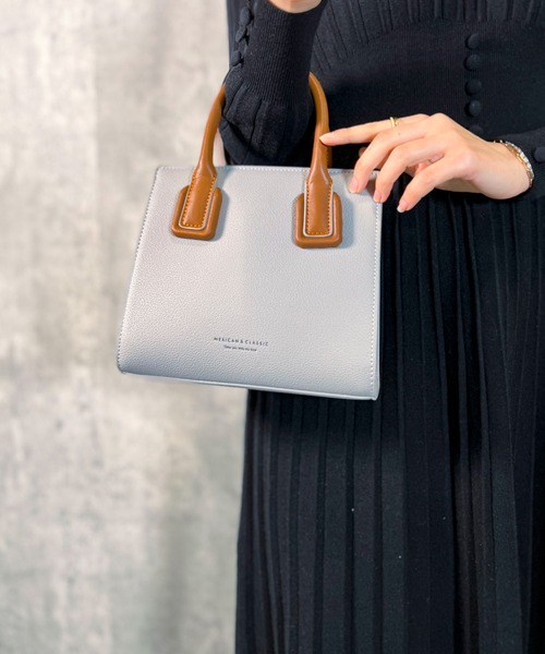 SAISON DE PAPILLON(セゾンドパピヨン)の「牛床革2wayバイカラーミニハンドバッグ(ハンドバッグ・レディース・ブラウン/グレー・フリー)」の2枚目の写真