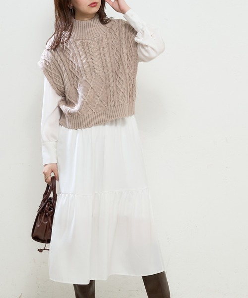 natural couture(ナチュラルクチュール)の「【WEB限定】ケーブルベスト×プチハイワンピースセット(ワンピース・レディース・オフホワイト/ブラック/モカ/ベージュ/サックスブルー・FREE)」の4枚目の写真
