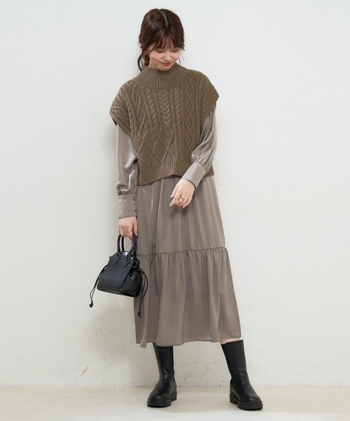 natural couture(ナチュラルクチュール)の「【WEB限定】ケーブルベスト×プチハイワンピースセット(ワンピース・レディース・オフホワイト/ブラック/モカ/ベージュ/サックスブルー・FREE)」の19枚目の写真