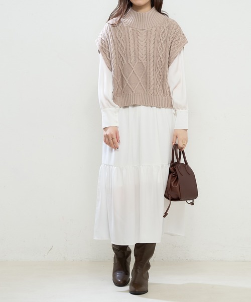 natural couture(ナチュラルクチュール)の「【WEB限定】ケーブルベスト×プチハイワンピースセット(ワンピース・レディース・オフホワイト/ブラック/モカ/ベージュ/サックスブルー・FREE)」の21枚目の写真