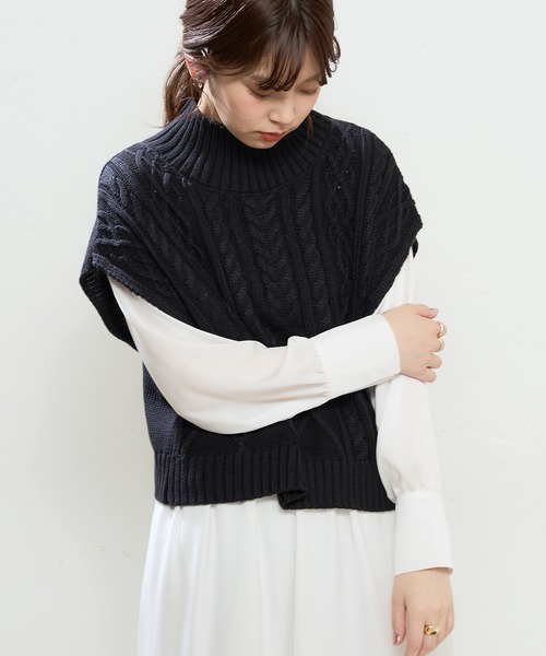 natural couture(ナチュラルクチュール)の「【WEB限定】ケーブルベスト×プチハイワンピースセット(ワンピース・レディース・オフホワイト/ブラック/モカ/ベージュ/サックスブルー・FREE)」の11枚目の写真