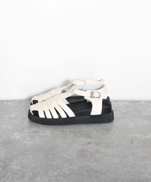 archives（アルシーヴ）の「グルカサンダル（サンダル・レディース・ブラック/アイボリー・MEDIUM/LARGE）」の6枚目の写真