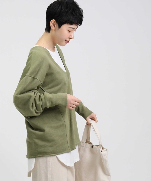 Right-on（ライトオン）の「【HONEYSUCKLE ROSE】Ｖネックプルオーバー（スウェット・レディース・ブラック/グリーン/ライトグレー・L/M）」の9枚目の写真