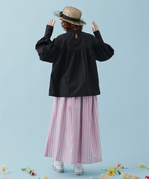 MERLOT(メルロー)の「ロングカフスブラウス(シャツ/ブラウス・レディース・ブラック/ピンク/グリーン・FREE)」の21枚目の写真