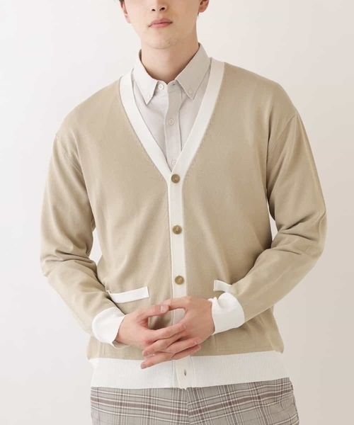 a.v.v(アーヴェヴェ)の「配色ニットカーディガン(カーディガン/ボレロ・メンズ・ベージュ/ライトブルー・48/46)」の2枚目の写真