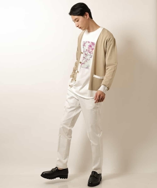 a.v.v(アーヴェヴェ)の「配色ニットカーディガン(カーディガン/ボレロ・メンズ・ベージュ/ライトブルー・48/46)」の5枚目の写真