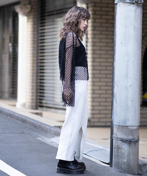 X-girl（エックスガール）の「MESH CROPPED TOP（Tシャツ/カットソー・レディース・ホワイト/ブラック/グリーン・ONE SIZE）」の16枚目の写真