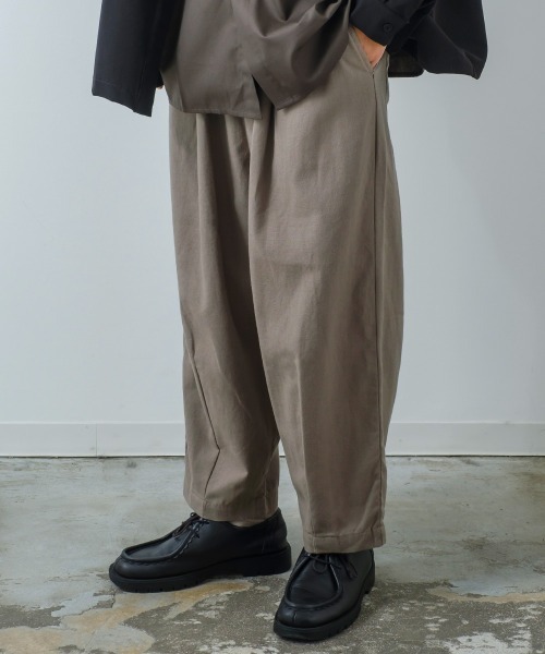 improves（インプローブス）の「綿麻 アンクル丈 バルーンシルエット ワイド イージーパンツ（その他パンツ・メンズ・ナチュラル/マスタード/ブラウン/チャコール・MEDIUM/LARGE）」の2枚目の写真