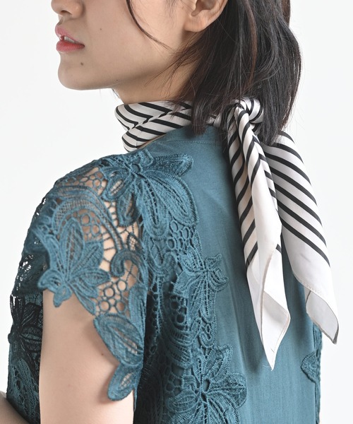 rps（アールピーエス）の「リング付きスカーフ（バンダナ/スカーフ・レディース・オレンジ/ピンク/ブラック/ダークグリーン/ネイビー/ブラウン/ベージュ/グリーン/ブルー/オフホワイト/グレー/アイボリー/グリーン系その他/ダークネイビー/ホワイト系その他4/ブラック系その他2/ライトベージュ/グレイッシュベージュ/グレイッシュブルー/キャメル/マスタード/ホワイト系その他2/ミント/ブラック系その他3/チャコールグレー/イエロー系その他/サックスブルー/ベージュ系その他・フリー）」の14枚目の写真