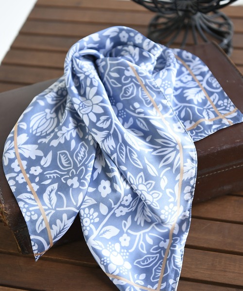 rps（アールピーエス）の「リング付きスカーフ（バンダナ/スカーフ・レディース・オレンジ/ピンク/ブラック/ダークグリーン/ネイビー/ブラウン/ベージュ/グリーン/ブルー/オフホワイト/グレー/アイボリー/グリーン系その他/ダークネイビー/ホワイト系その他4/ブラック系その他2/ライトベージュ/グレイッシュベージュ/グレイッシュブルー/キャメル/マスタード/ホワイト系その他2/ミント/ブラック系その他3/チャコールグレー/イエロー系その他/サックスブルー/ベージュ系その他・フリー）」の22枚目の写真