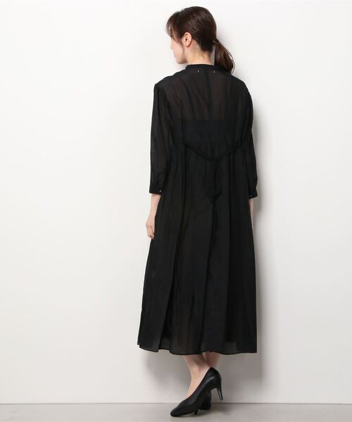 suzuki takayuki（スズキタカユキ）の「gathered dress（ワンピース