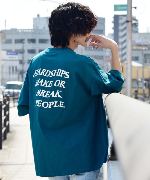 G.O.C（ジーオーシー）の「オーバーサイズ コットン マルチプリント 半袖 Tシャツ（Tシャツ/カットソー・メンズ・ホワイト/チャコールグレー/ブラック/グリーン/ボルドー/ブルーグレー/ホワイト系その他/ブラック系その他/グレー系その他/ホワイト系その他2/ホワイト系その他3/ホワイト系その他4/ホワイト系その他5/ホワイト系その他6/ブラック系その他2/ブラック系その他3/ブラック系その他4/ブラック系その他5/ブラック系その他6・MEDIUM/LARGE）」の18枚目の写真