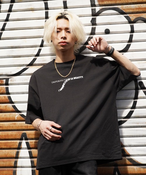 G.O.C（ジーオーシー）の「オーバーサイズ コットン マルチプリント 半袖 Tシャツ（Tシャツ/カットソー・メンズ・ホワイト/チャコールグレー/ブラック/グリーン/ボルドー/ブルーグレー/ホワイト系その他/ブラック系その他/グレー系その他/ホワイト系その他2/ホワイト系その他3/ホワイト系その他4/ホワイト系その他5/ホワイト系その他6/ブラック系その他2/ブラック系その他3/ブラック系その他4/ブラック系その他5/ブラック系その他6・MEDIUM/LARGE）」の13枚目の写真