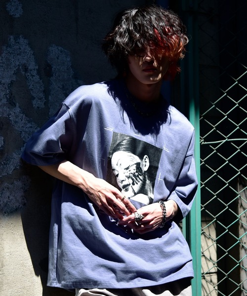 G.O.C（ジーオーシー）の「オーバーサイズ コットン マルチプリント 半袖 Tシャツ（Tシャツ/カットソー・メンズ・ホワイト/チャコールグレー/ブラック/グリーン/ボルドー/ブルーグレー/ホワイト系その他/ブラック系その他/グレー系その他/ホワイト系その他2/ホワイト系その他3/ホワイト系その他4/ホワイト系その他5/ホワイト系その他6/ブラック系その他2/ブラック系その他3/ブラック系その他4/ブラック系その他5/ブラック系その他6・MEDIUM/LARGE）」の17枚目の写真