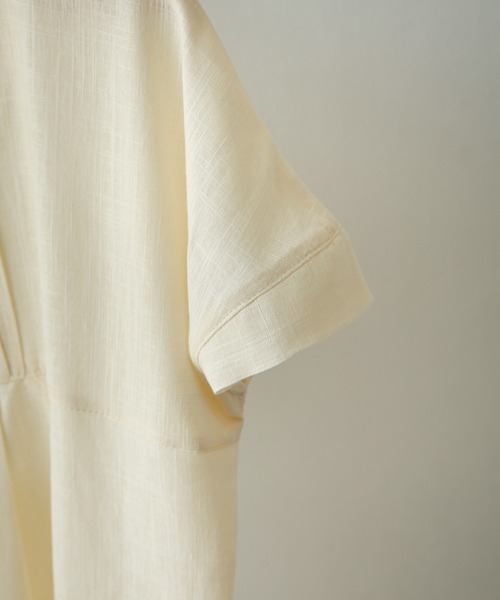 Chillfar（チルファー）の「キーネックレース付きブラウス（シャツ/ブラウス・レディース・スミクロ/アイボリー/イエロー/ナチュラル・LARGE/MEDIUM）」の7枚目の写真