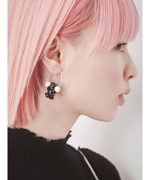 merry jenny（メリージェニー）の「acrylic bear earring（イヤリング・レディース・ブラック/ブラウン/クリア・FREE）」の14枚目の写真
