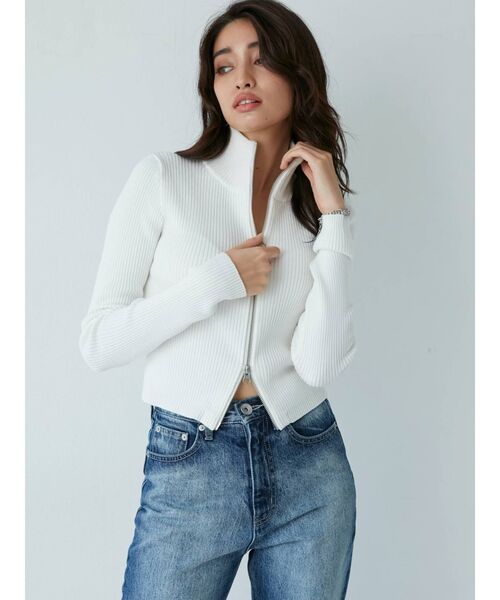 GYDA（ジェイダ）の「BACK EMBROIDERY W ジップアップニットトップス（ニット/セーター・レディース・オフホワイト/ブラック・FREE）」の9枚目の写真