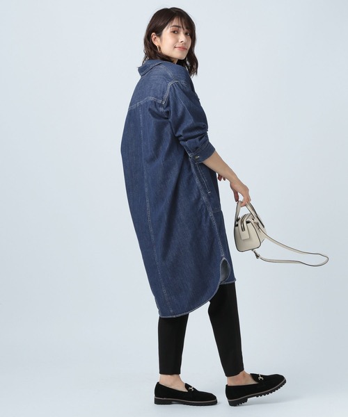BAYFLOW（ベイフロー）の「【LEE(リー)】デニムシャツワンピ（ワンピース・レディース・ライトブルー/ブラック/サックスブルー系・FREE）」の13枚目の写真