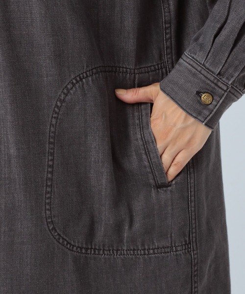 BAYFLOW（ベイフロー）の「【LEE(リー)】デニムシャツワンピ（ワンピース・レディース・ライトブルー/ブラック/サックスブルー系・FREE）」の5枚目の写真