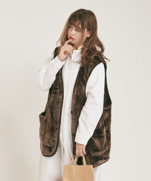 MUHET（ミュエータ）の「アソートベスト（ベスト・レディース・ブラック/ダークブラウン/ベージュ/カーキ・FREE）」の3枚目の写真