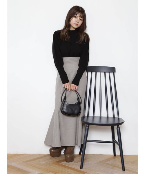 MURUA（ムルーア）の「ハイウエストナローマーメイドスカート（スカート・レディース・ブラック/ベージュ/ブラウン/その他1・1/2/0）」の16枚目の写真