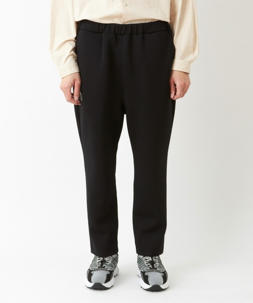 WHITE MOUNTAINEERING(ホワイトマウンテニアリング)の「WM×F.C.RealBRISTOl SWEAT PANTS(スウェットパンツ・メンズ・ブラック・1/2/0/3)」の3枚目の写真