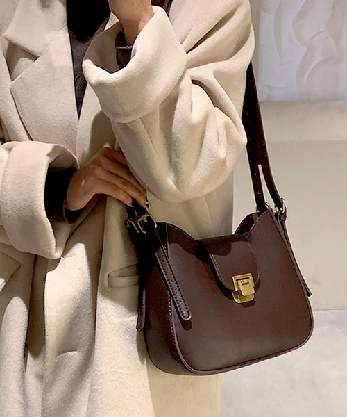 florist（フローリスト）の「【高見え】レザーホーボーバッグ