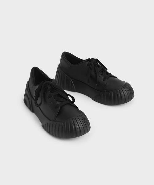 CHARLES & KEITH（チャールズ & キース）の「Adrian アドリアン チャンキーソールスニーカー（スニーカー・レディース・ライトグリーン/オフホワイト/ブラック・23cm/23.5cm/24.5cm/22.5cm/25cm）」の8枚目の写真